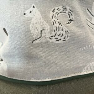 Sac à dos ours blanc
