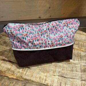 Trousse de toilette velours prune et fleurs