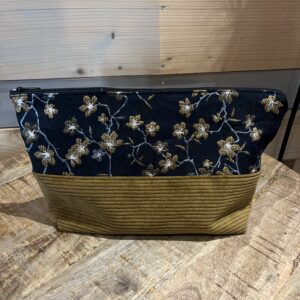 Trousse de toilette velours ocre